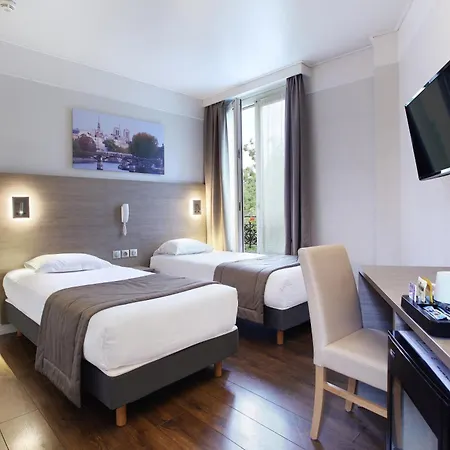 Lux Picpus 3* パリ