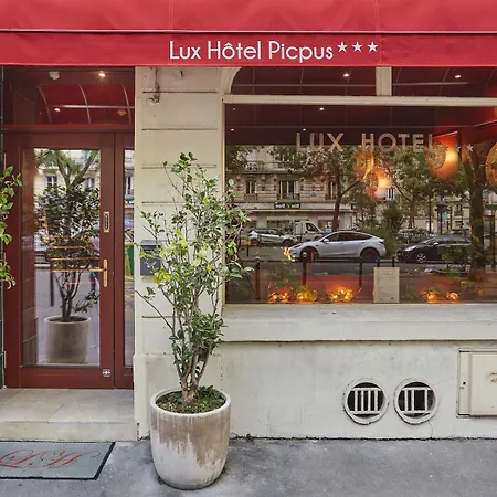 ホテル Lux Picpus 3*