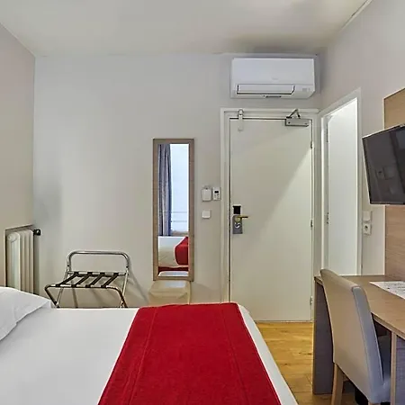 Lux Picpus Hotel 3*