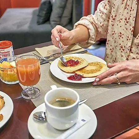 Lux Picpus Hotel Paris