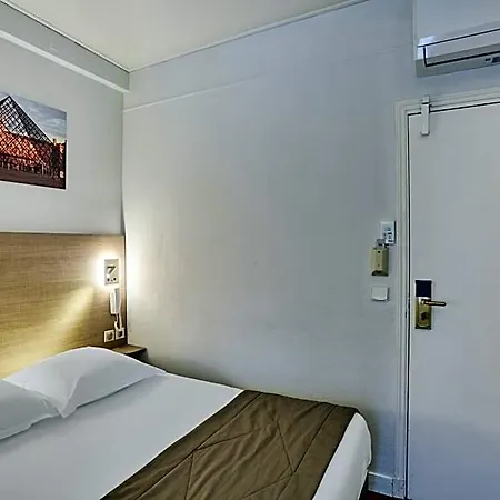 Hotel Lux Picpus Paris