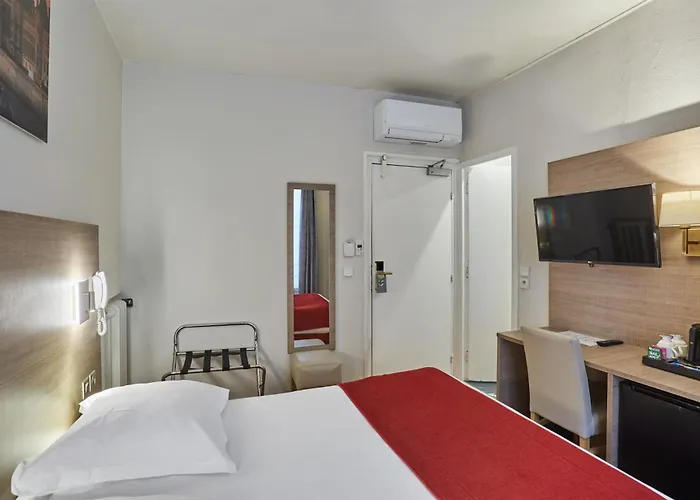 Lux Picpus 3* 파리