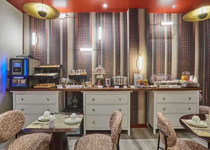 호텔 Lux Picpus 3*