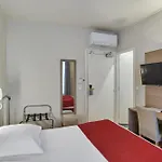 Lux Picpus 3* Παρίσι