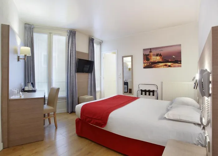 Lux Picpus Hotell 3*