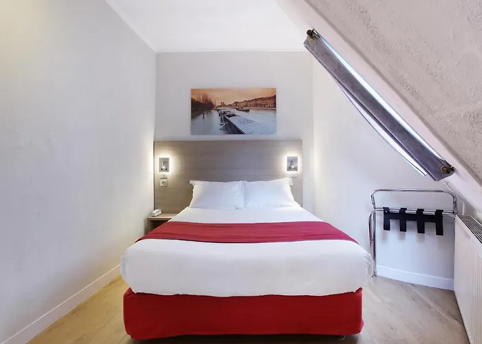 Lux Picpus Paris