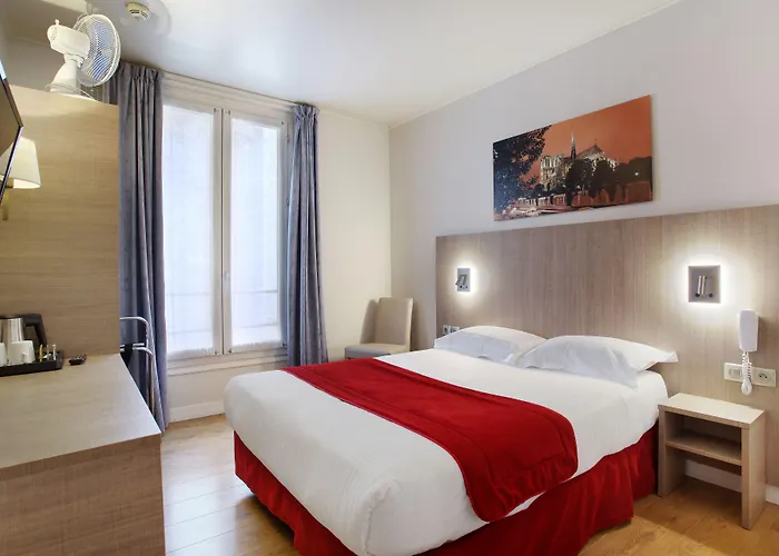 Lux Picpus Hotell 3*